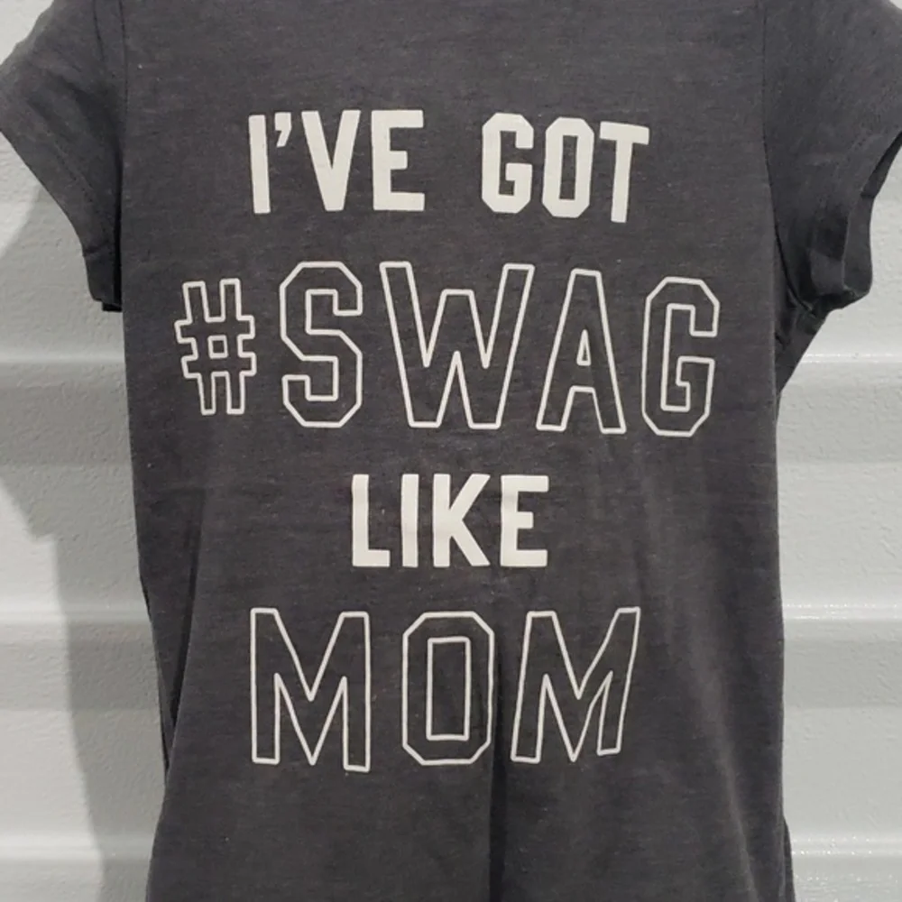 Girls‎ tshirt